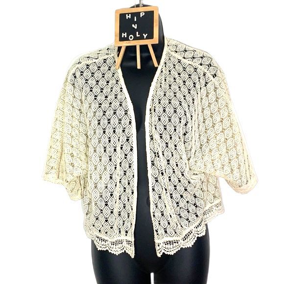 LOVE TREE Crochet Open Front Short Sleeve Cardigan Cream Size Small - Picture 2 of 9